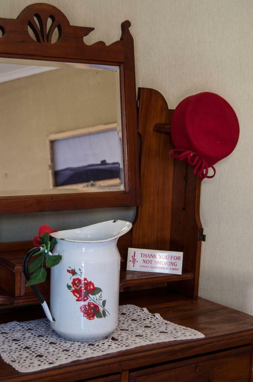 Obelix Guesthouse Lüderitz Esterno foto